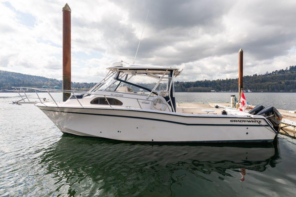 Grady-White Marlin 300