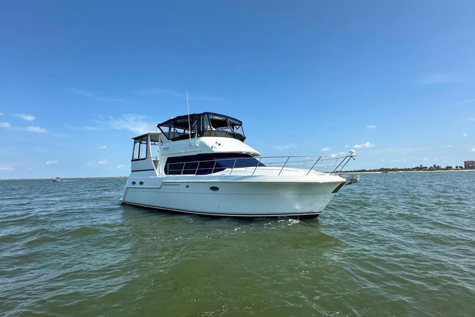Carver 406 Motor Yacht