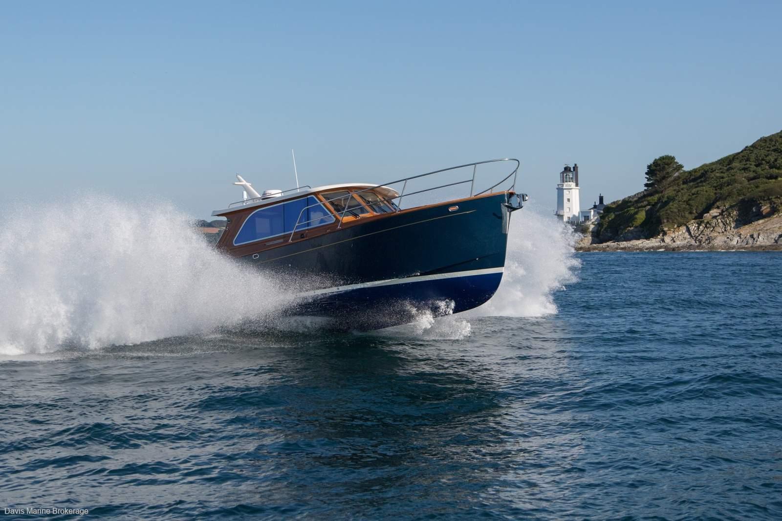 Duchy Motor 35 GRP