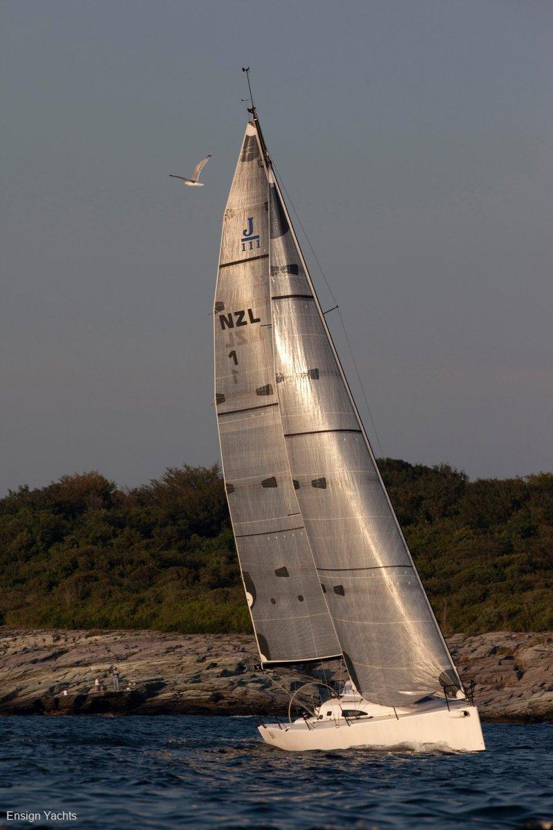 J Boats J/111