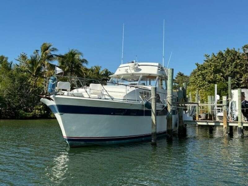 Chris Craft Commander Flush Deck