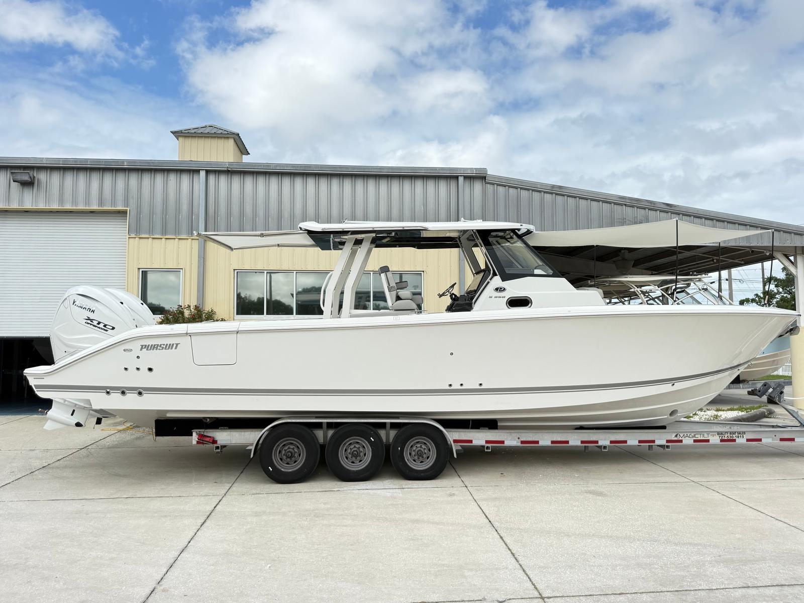Pursuit S 358