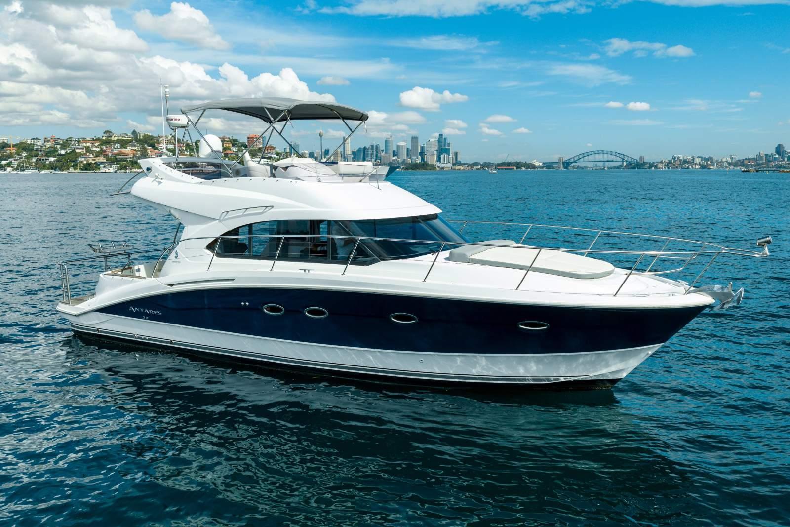 Beneteau Antares 42