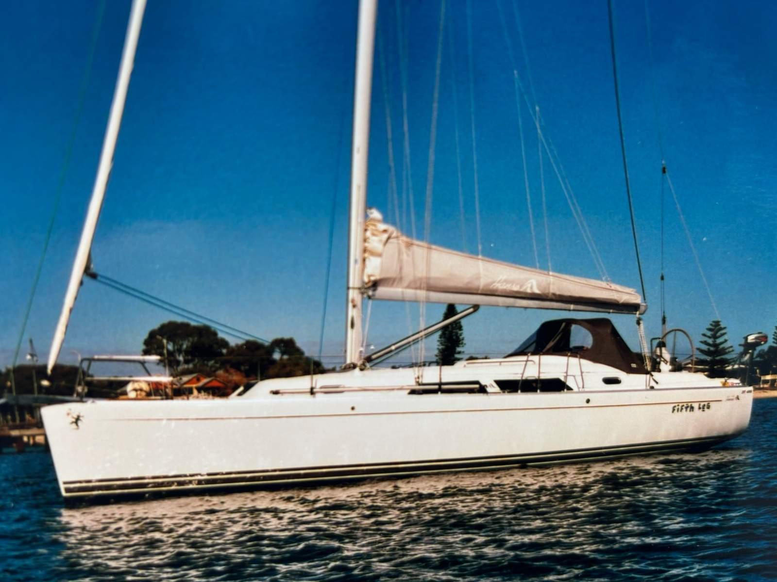 Hanse 370E