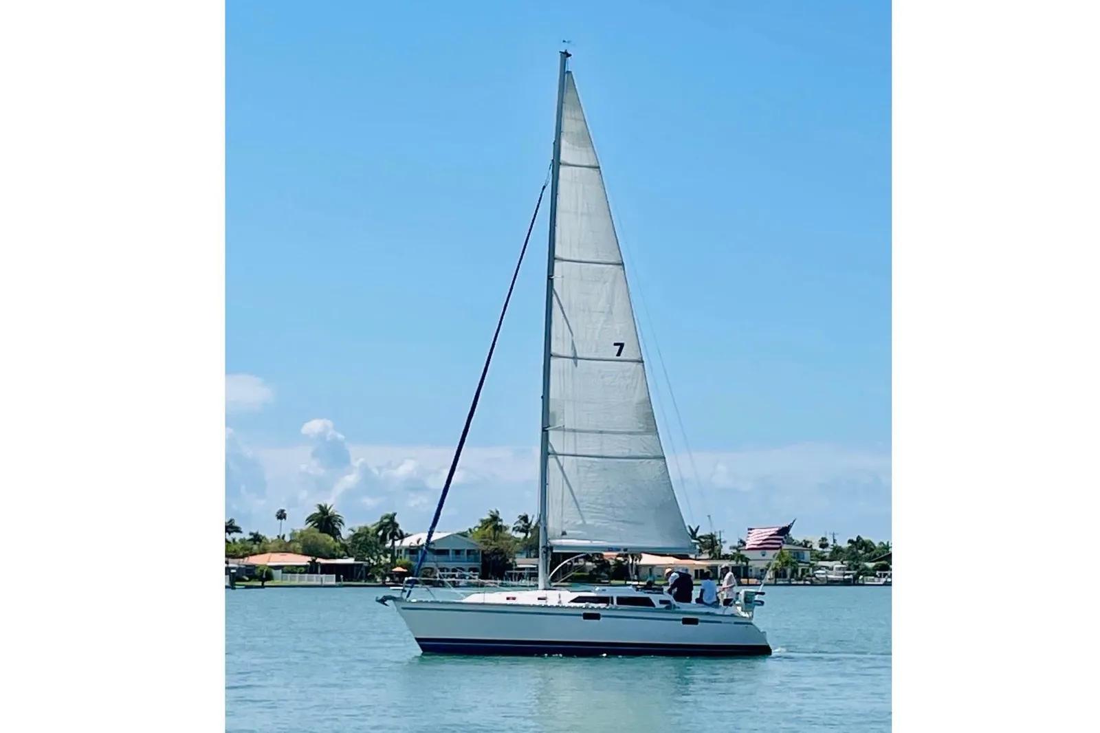 Hunter 33.5