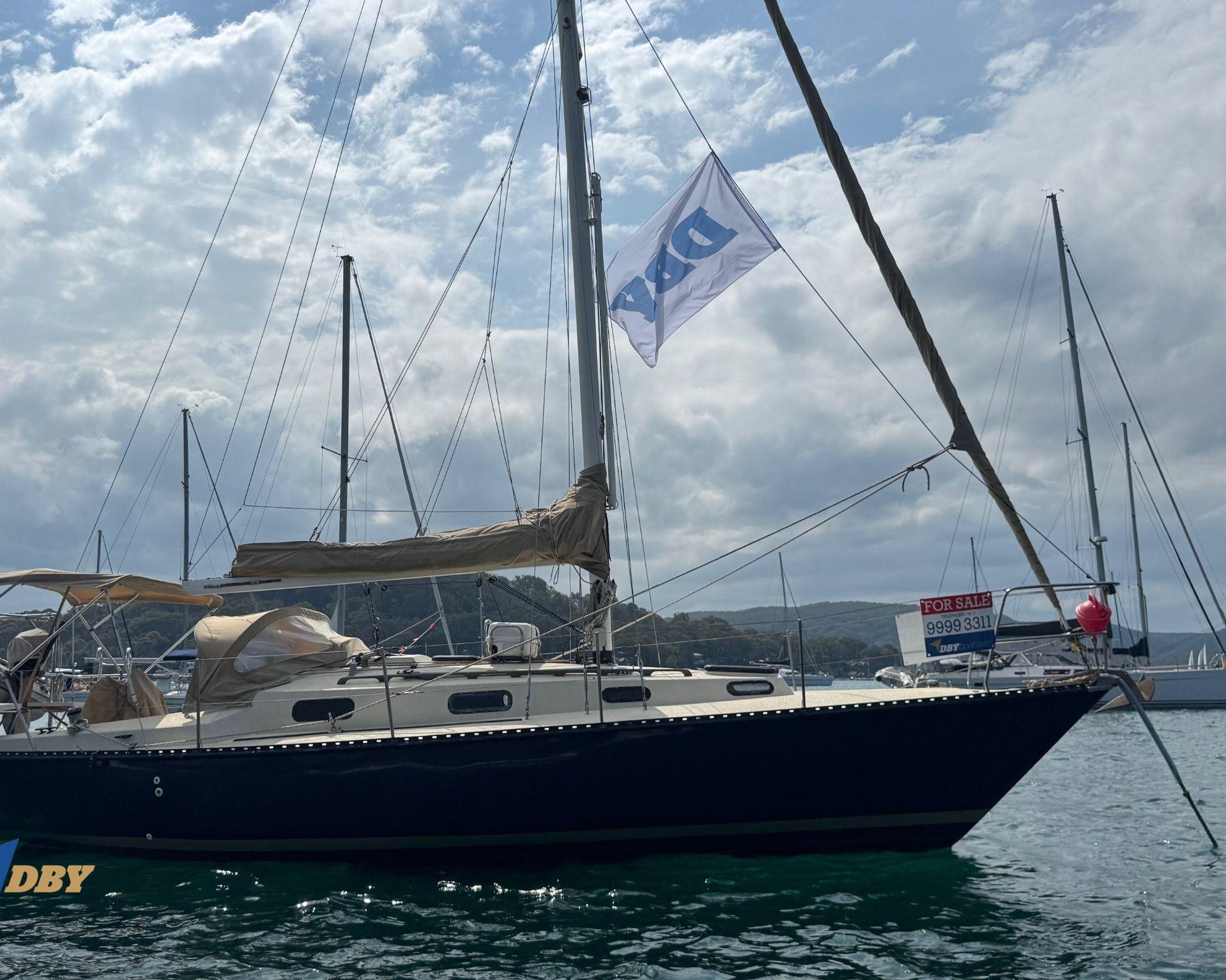 Phantom 33 Sloop