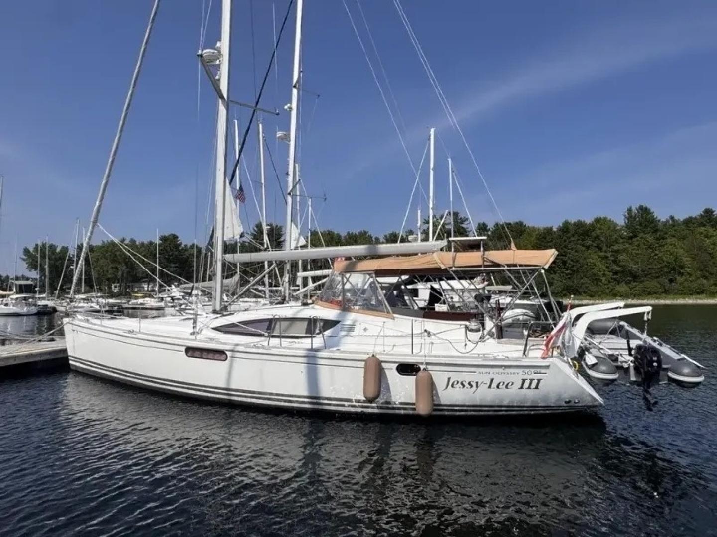 Jeanneau 50 Deck Saloon for sale
