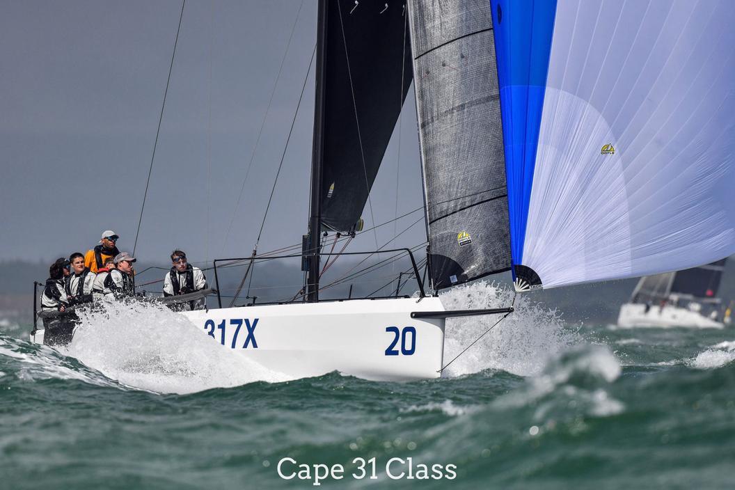 Mills Cape 31