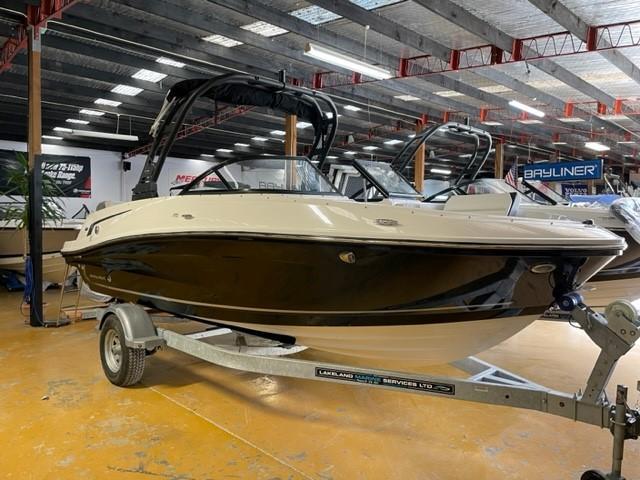 Bayliner VR5 BR