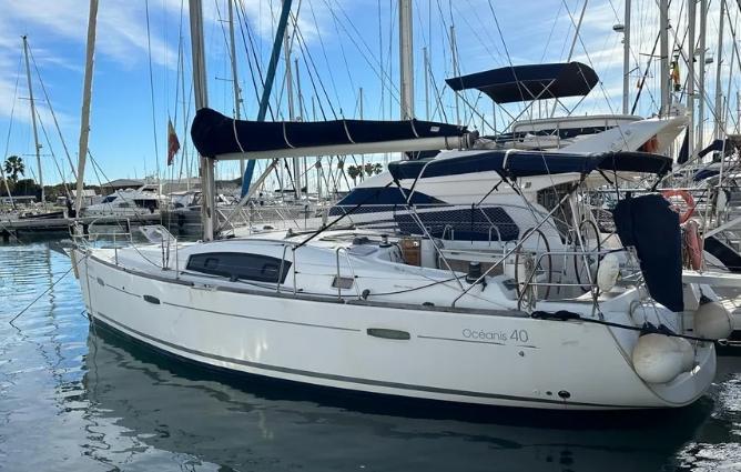 Beneteau Oceanis 40