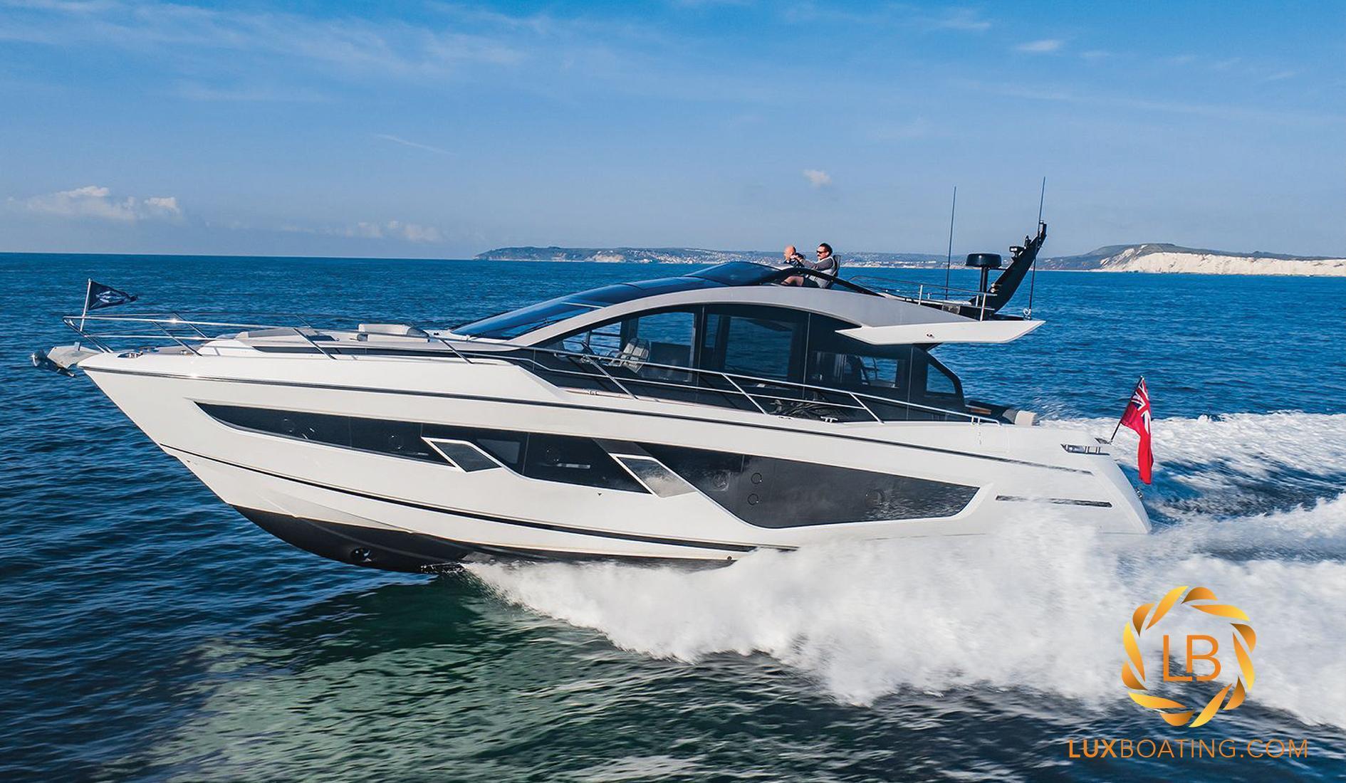 Sunseeker 65 Sport Yacht