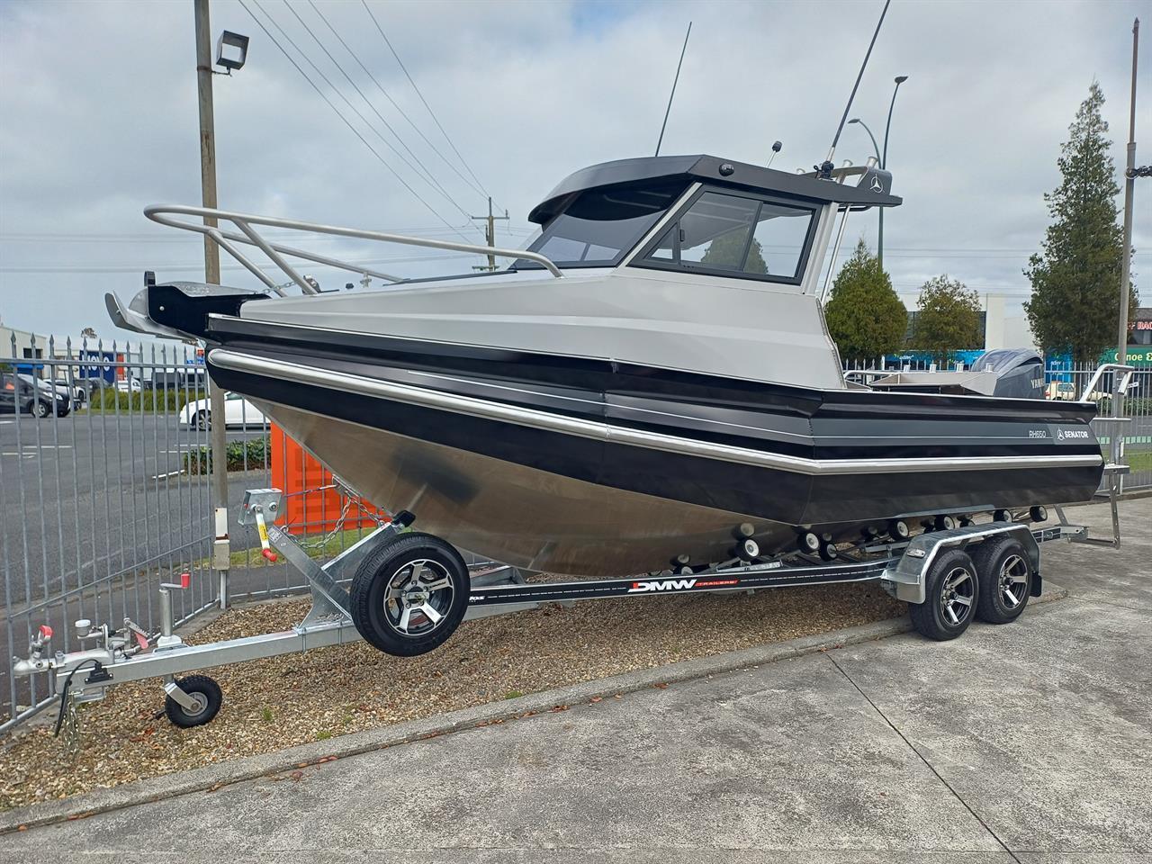 Senator RH650