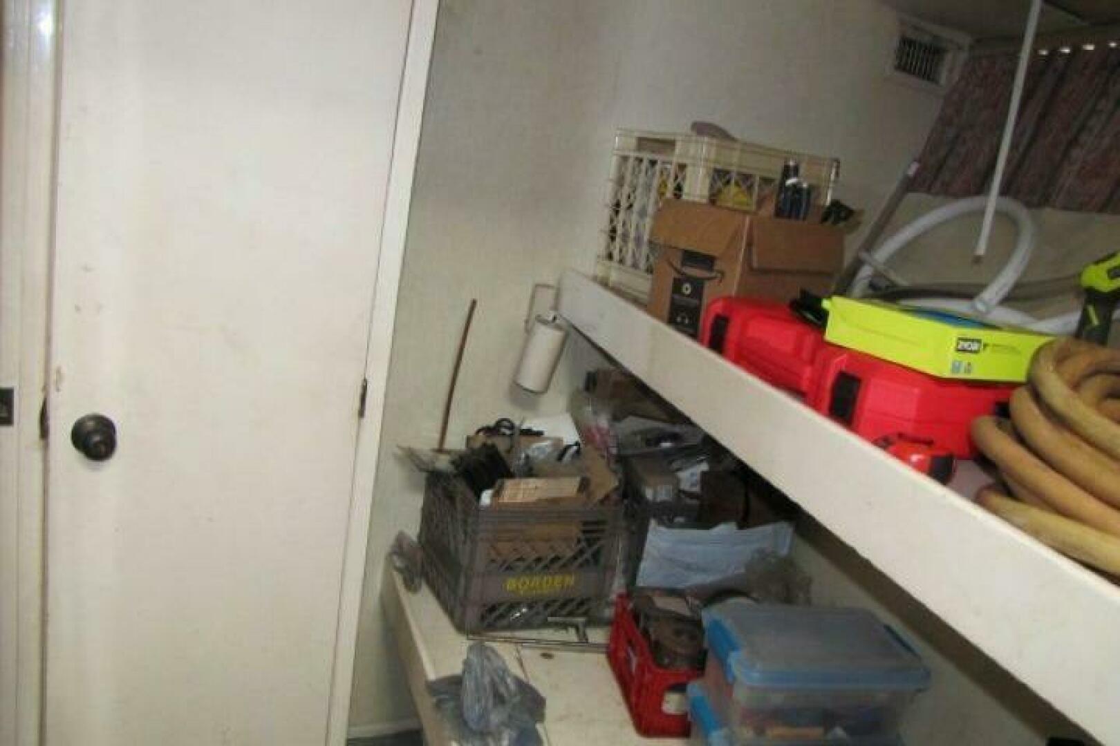Photo 33