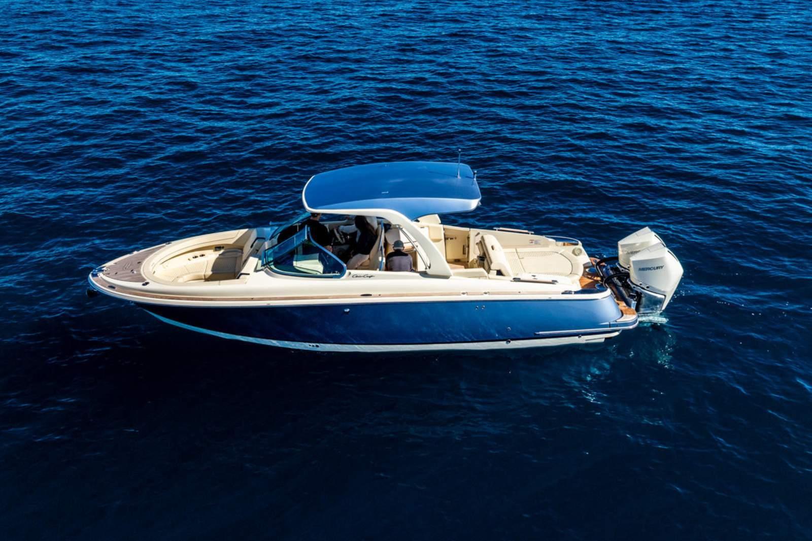 Chris Craft Launch 31 GT