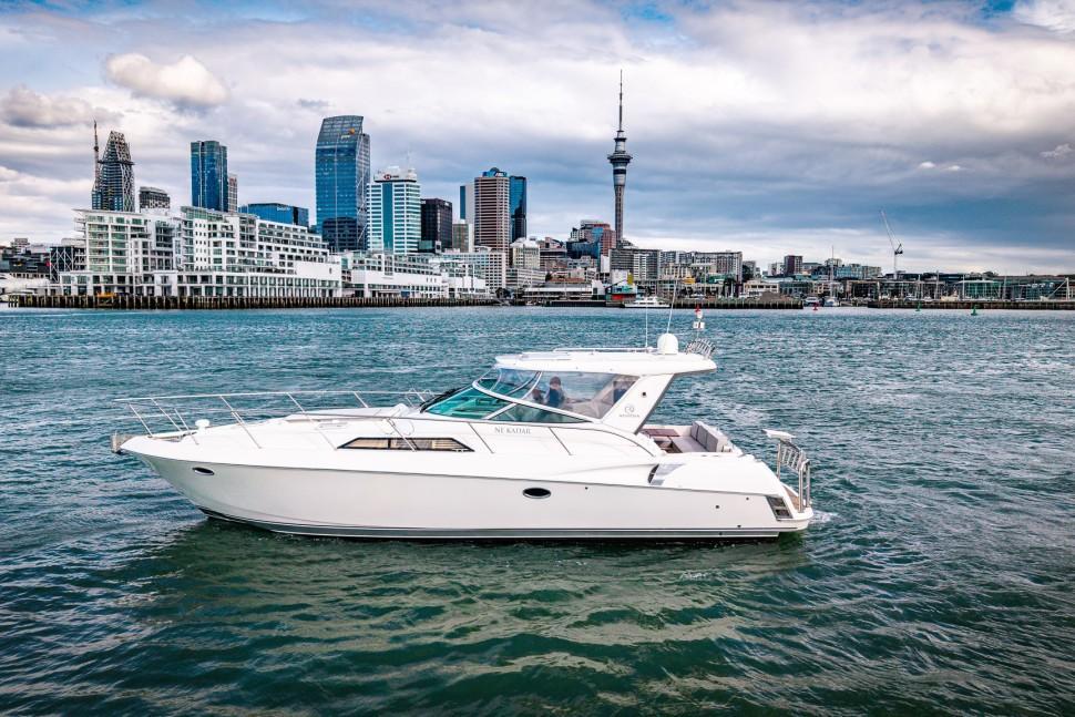 Riviera M400 Sports Cruiser