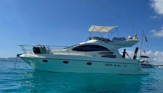 Azimut 39 Fly