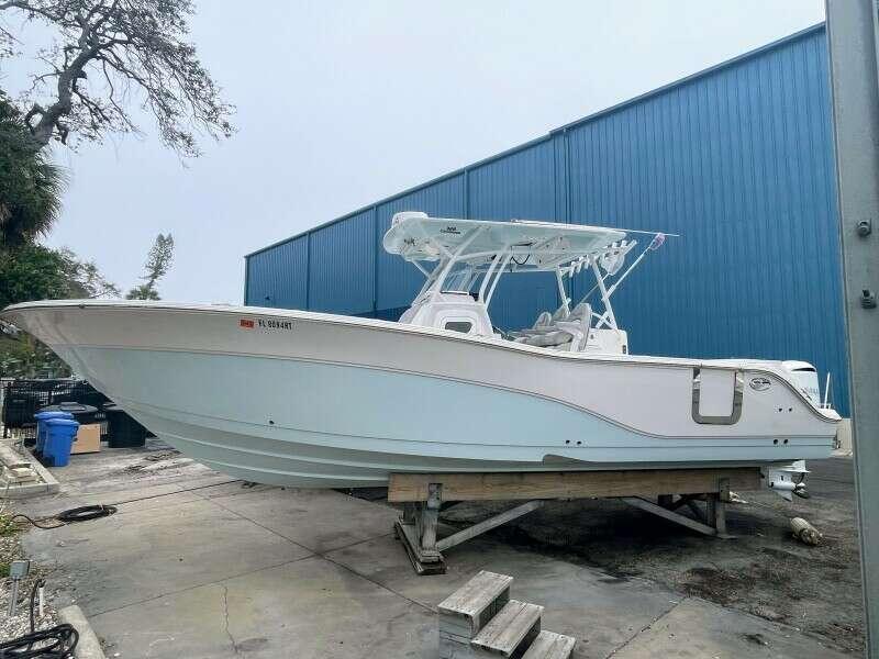 Sea Fox 328 Commander