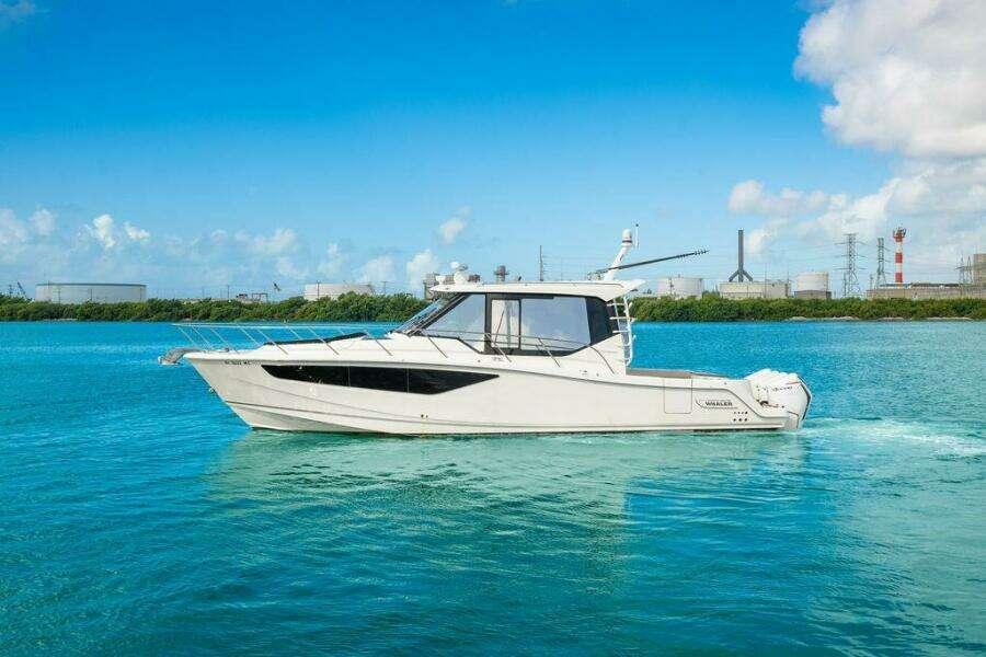 Boston Whaler 405 Conquest