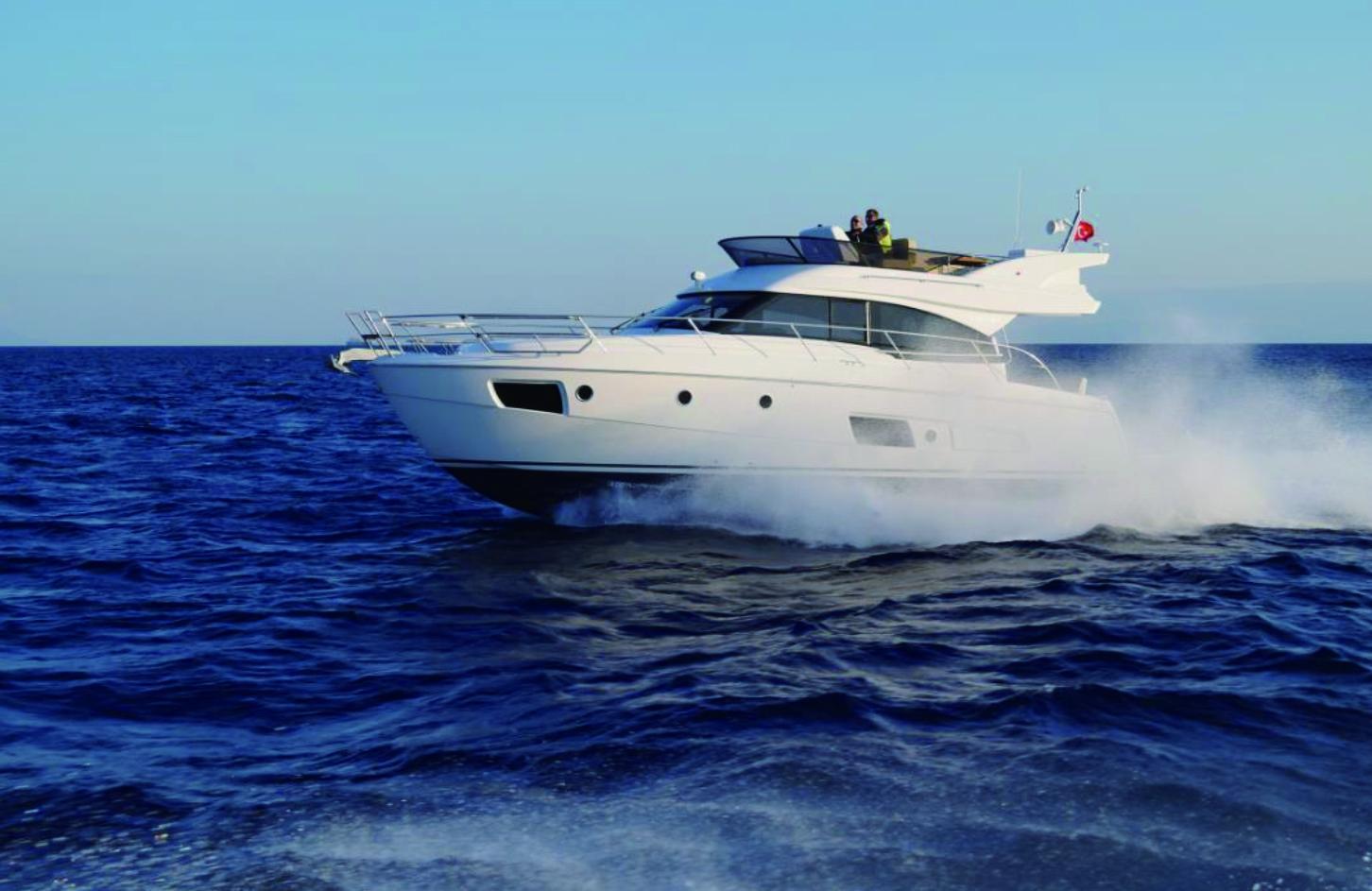 Bavaria Virtess 420 Flybridge