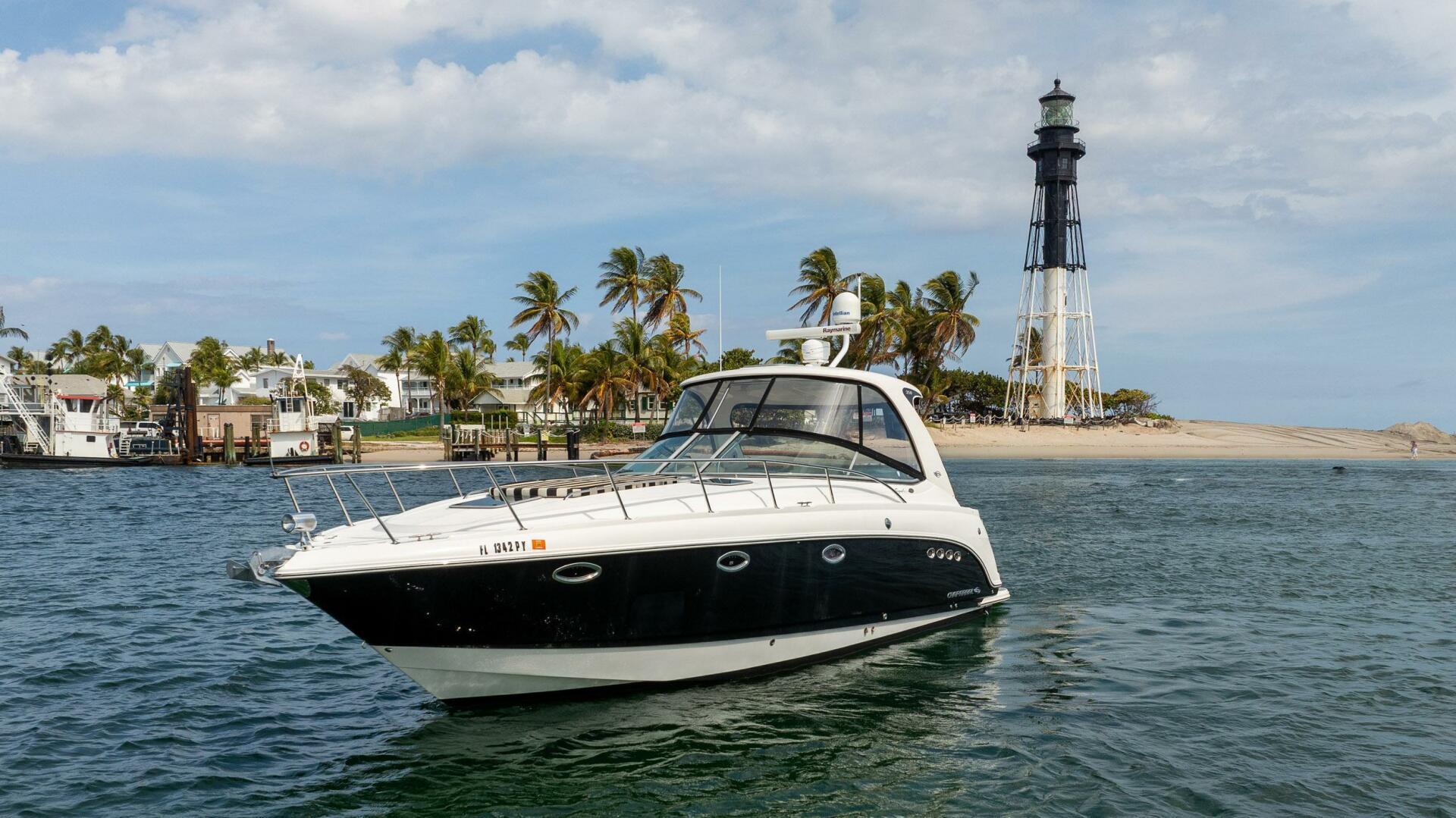 Chaparral 350 Signature Extended Plane