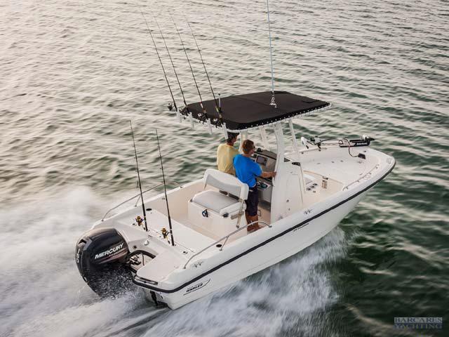 Boston Whaler 220 Dauntless