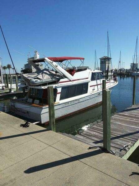 Bayliner 4588 Pilothouse