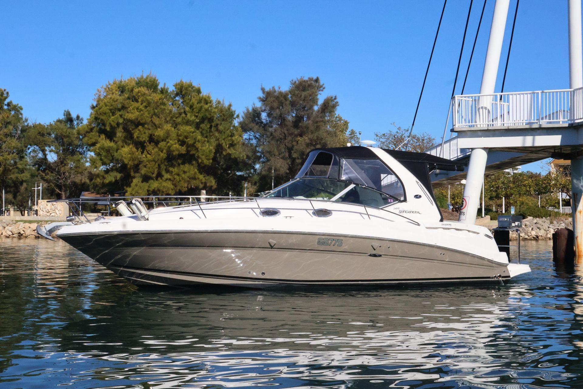 Sea Ray 355 Sundancer