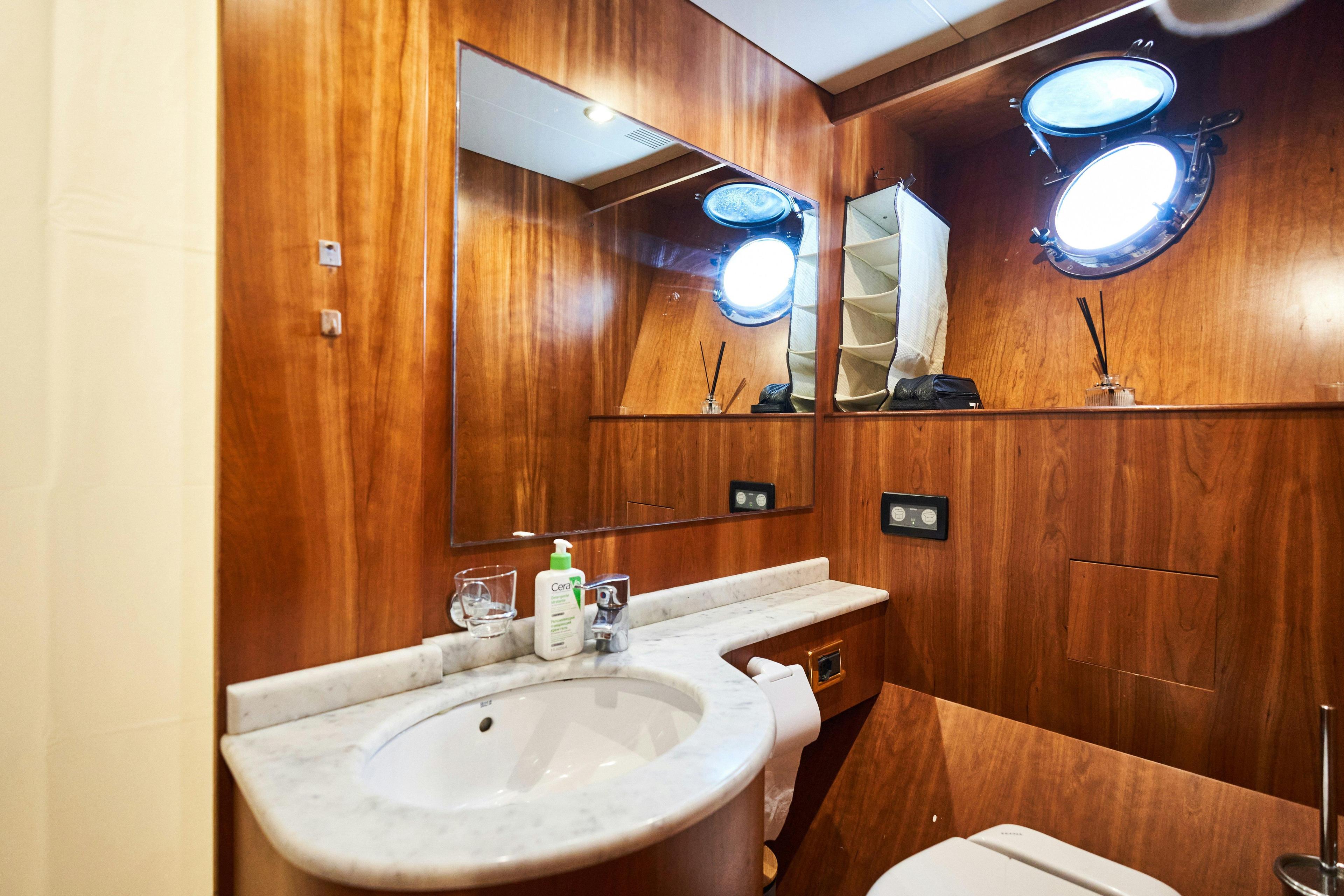 Photo 47