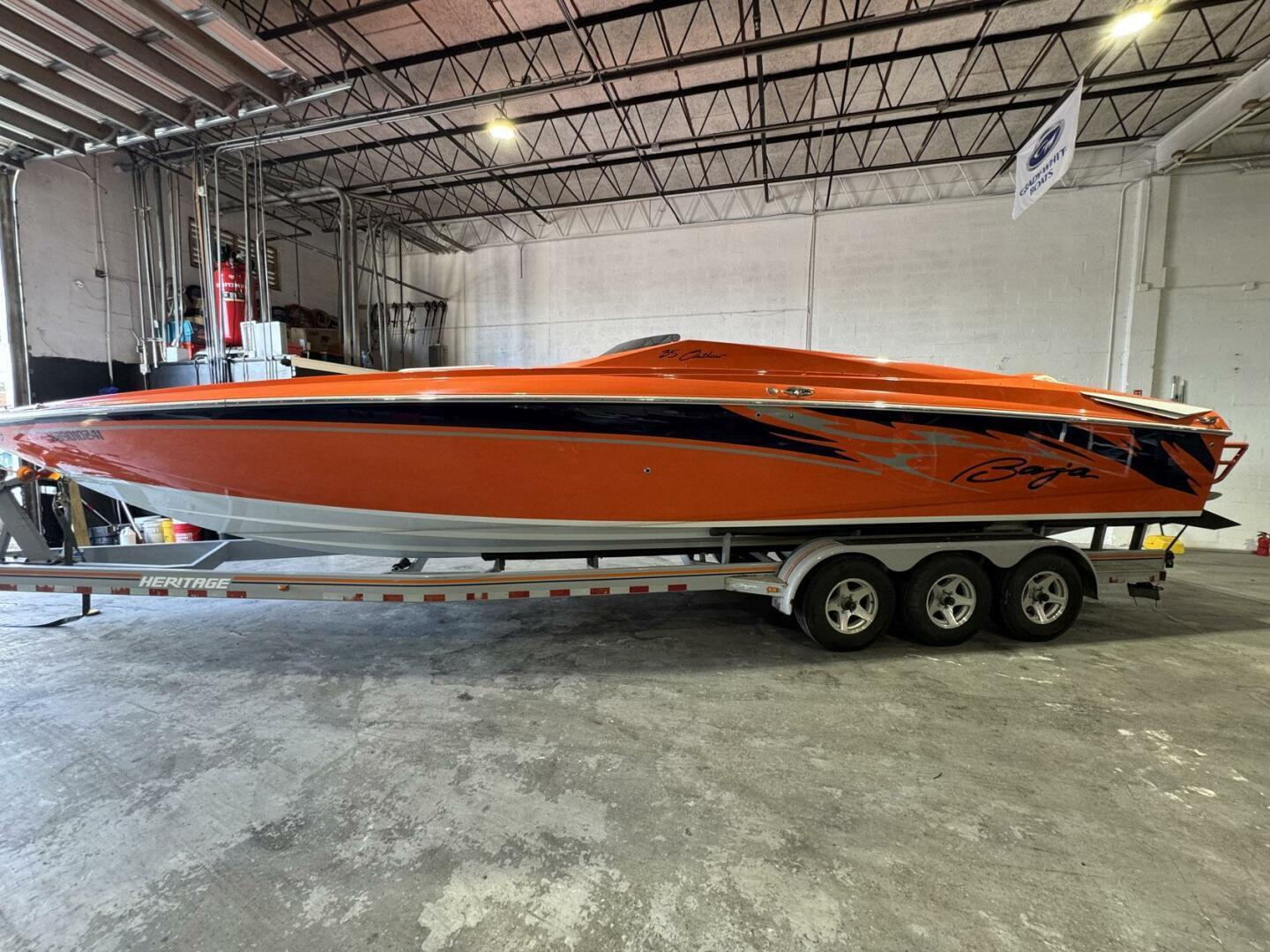 Baja 35 Outlaw