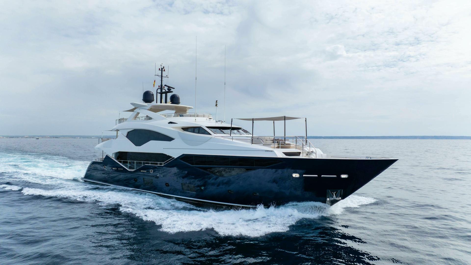 Sunseeker 131 Yacht