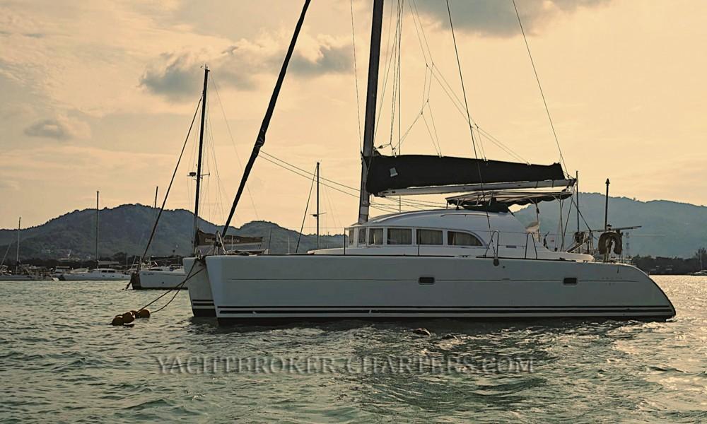 Lagoon 380