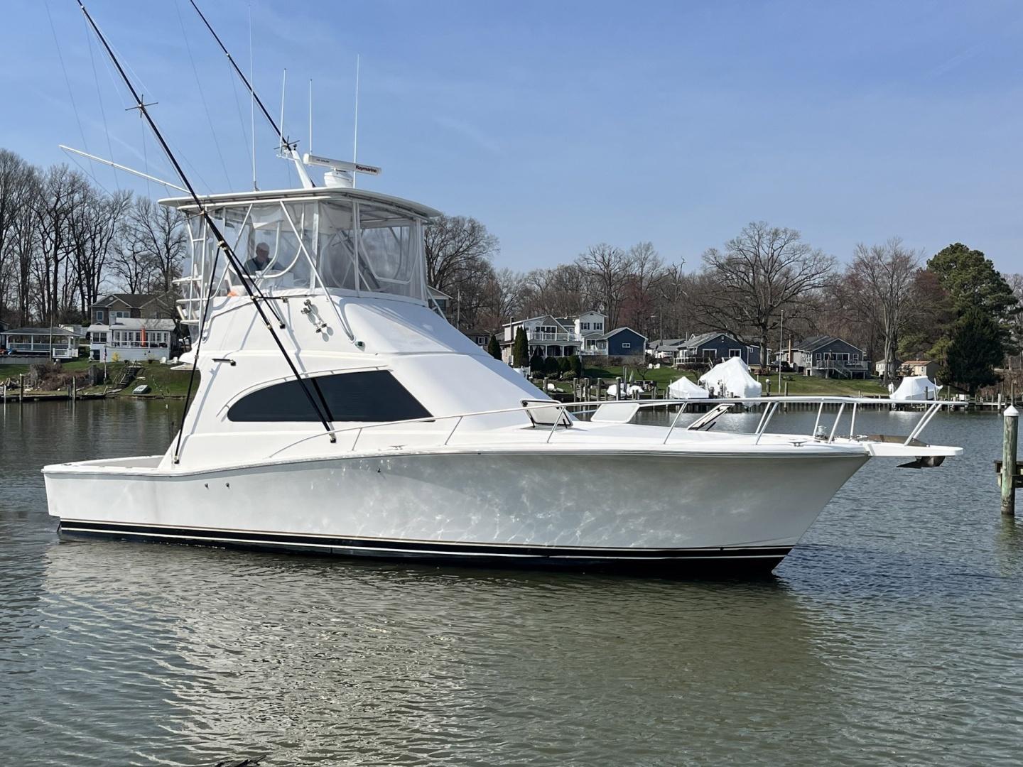 Luhrs 40 Convertible