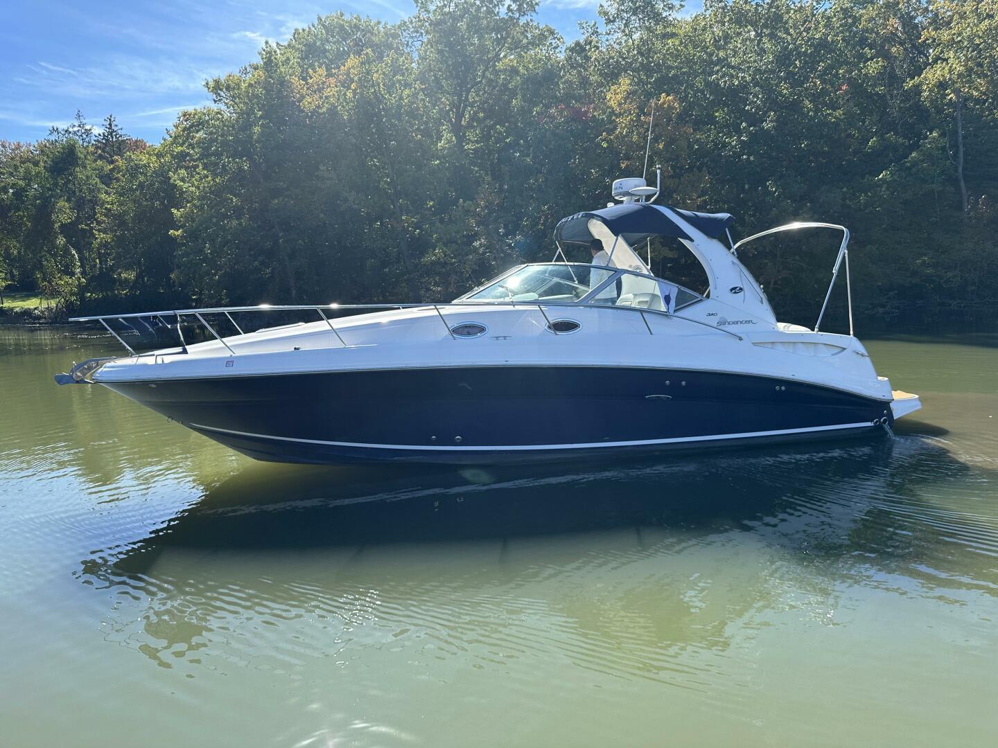Sea Ray 320 Sundancer
