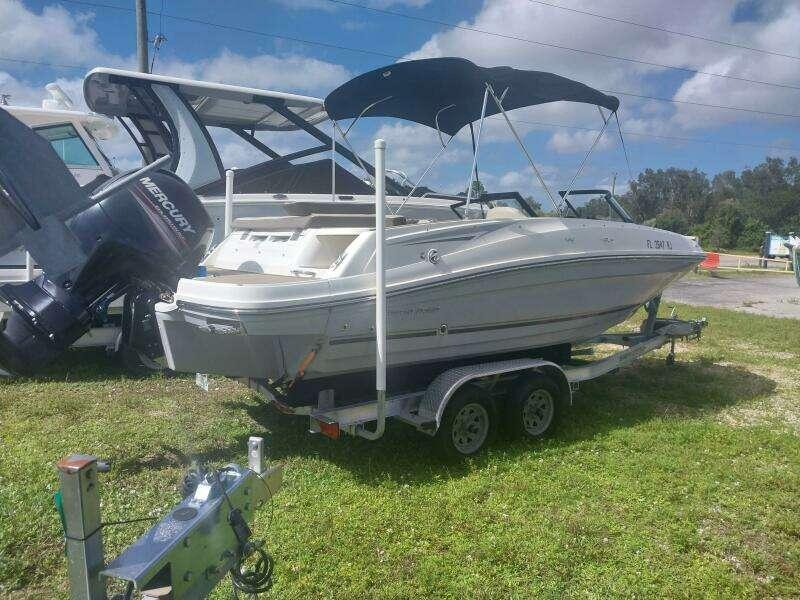 Bayliner VR5