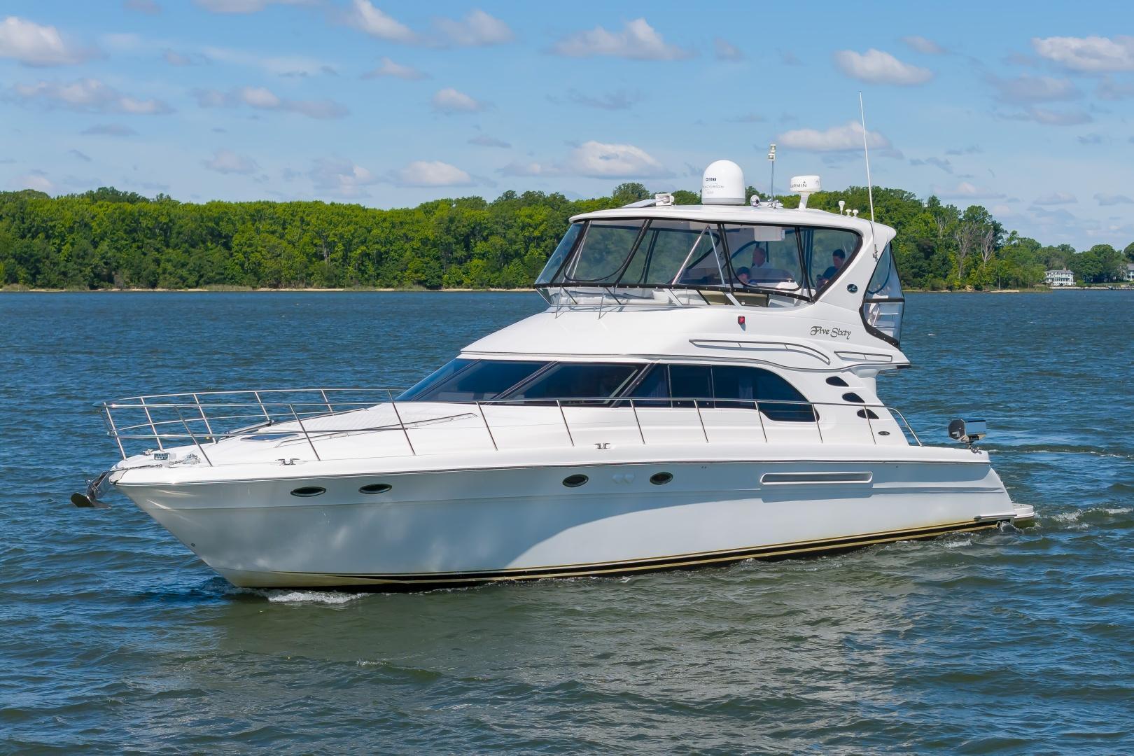 Sea Ray 560 Sedan Bridge