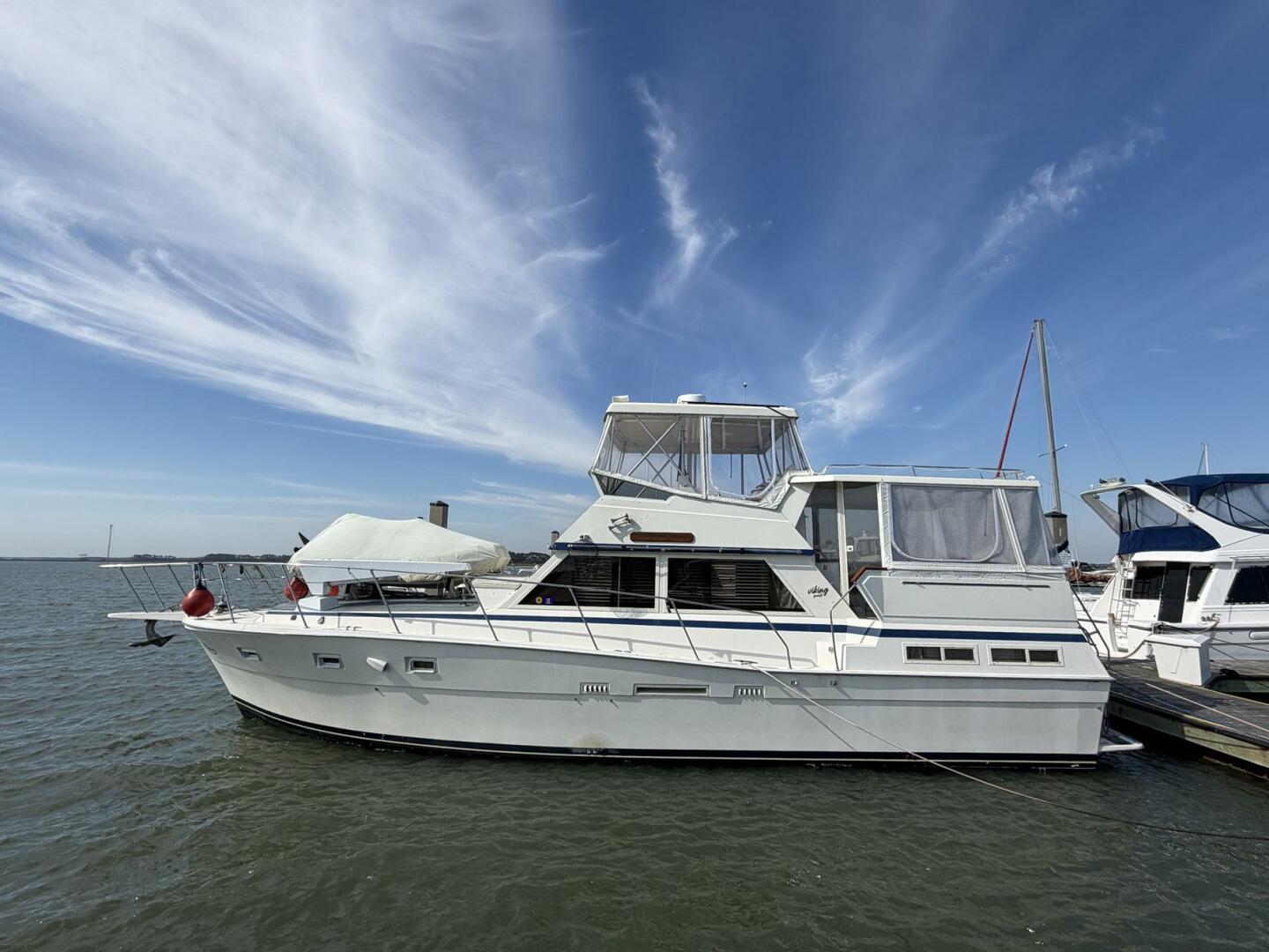 Viking 44