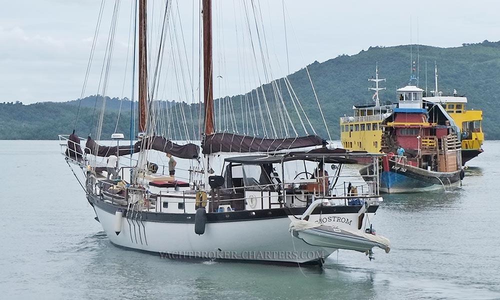 Bud Macintosh Schooner