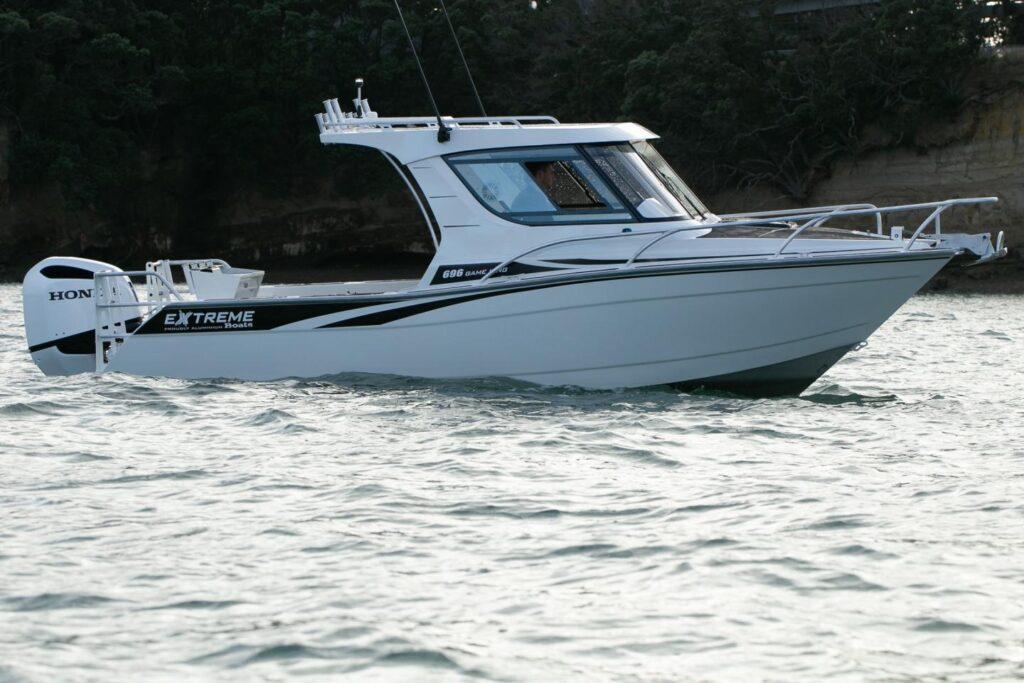 Extreme Boats 696 Game King