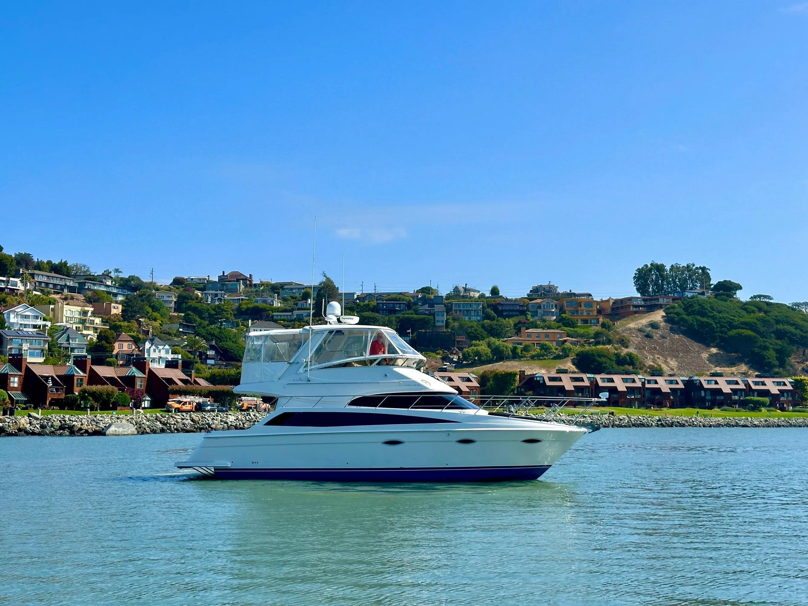 Carver 43 Super Sport