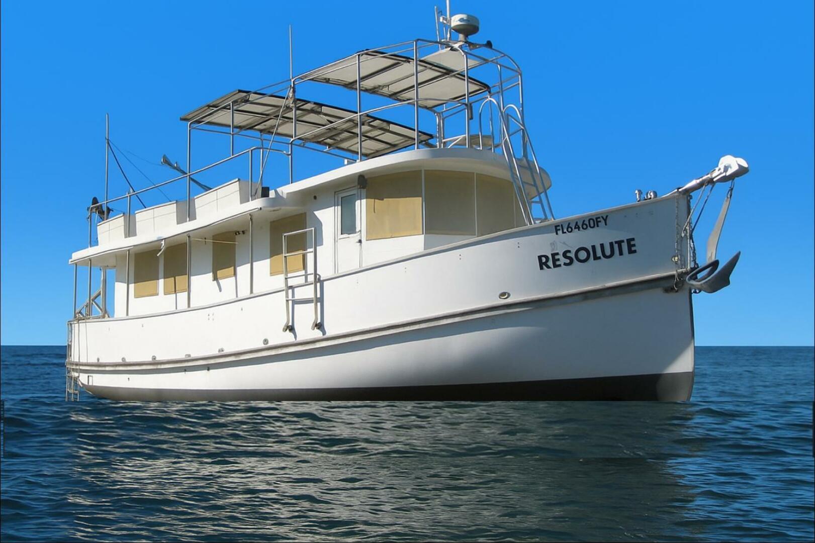 1987 Custom 50'
									RESOLUTE