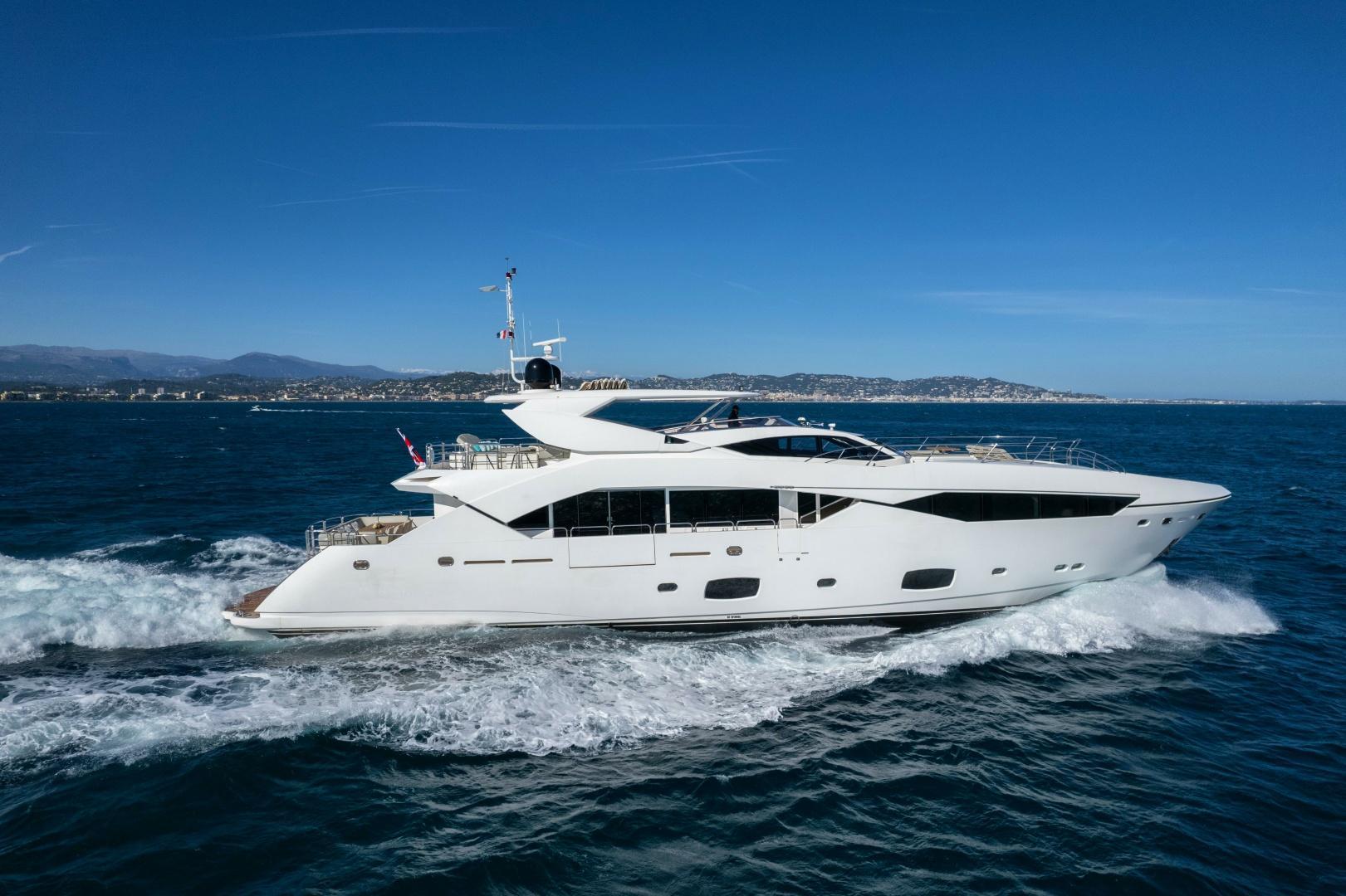 Sunseeker 115 Sport Yacht