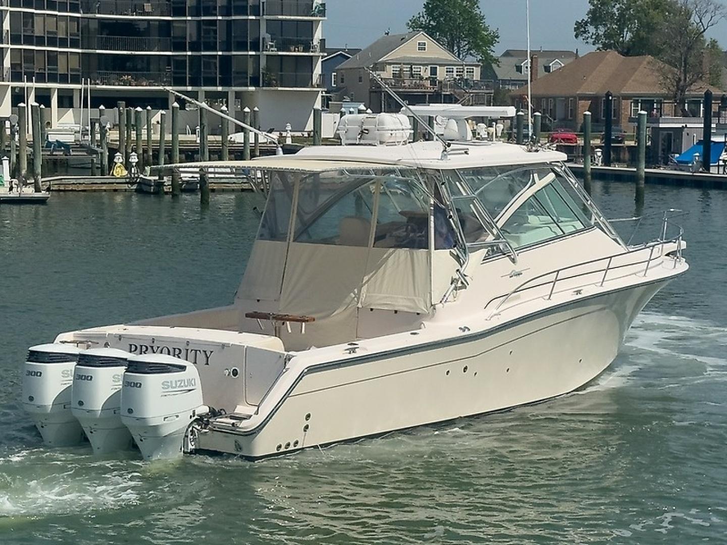 Grady-White Express 360