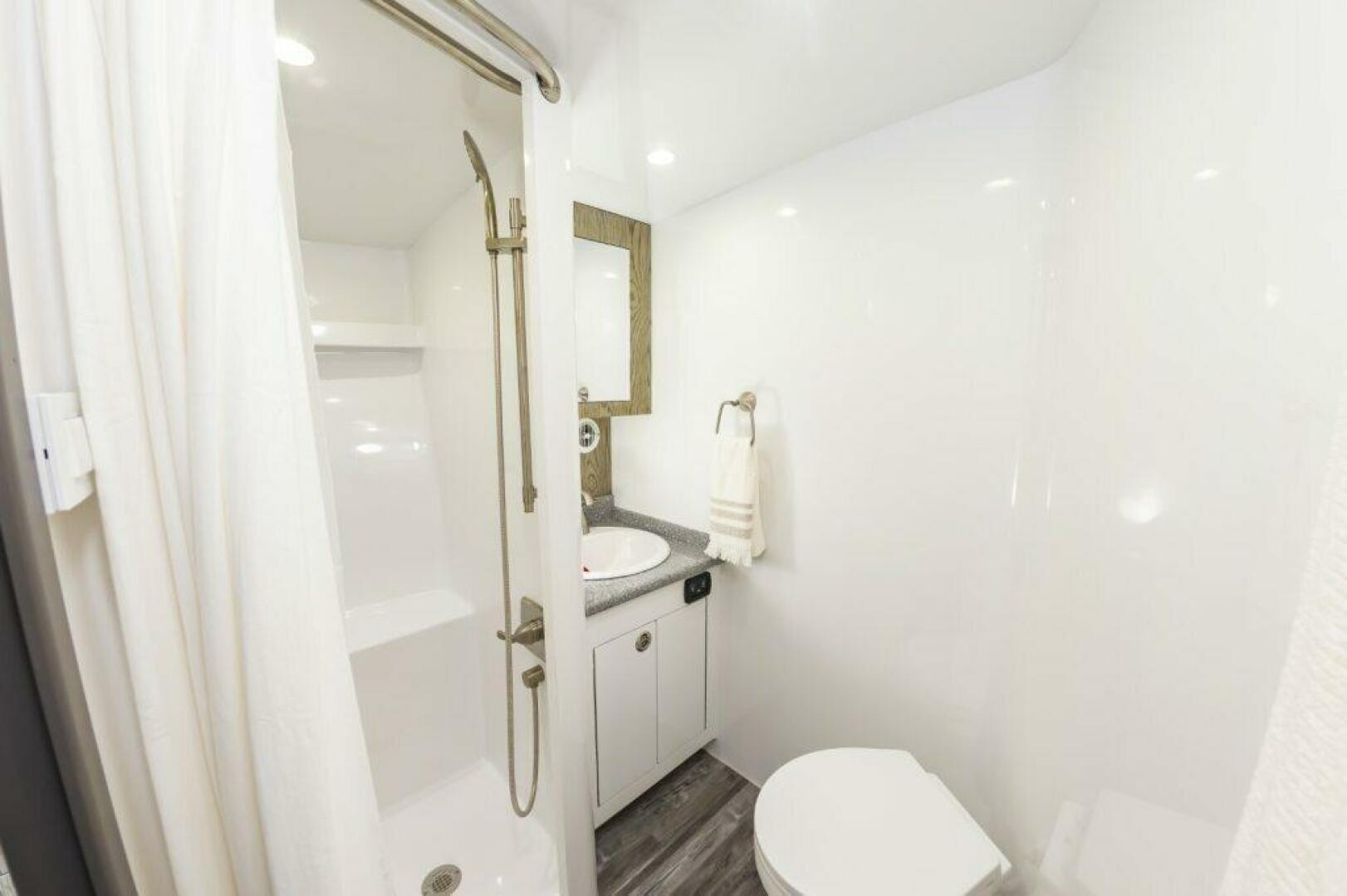 Photo 41