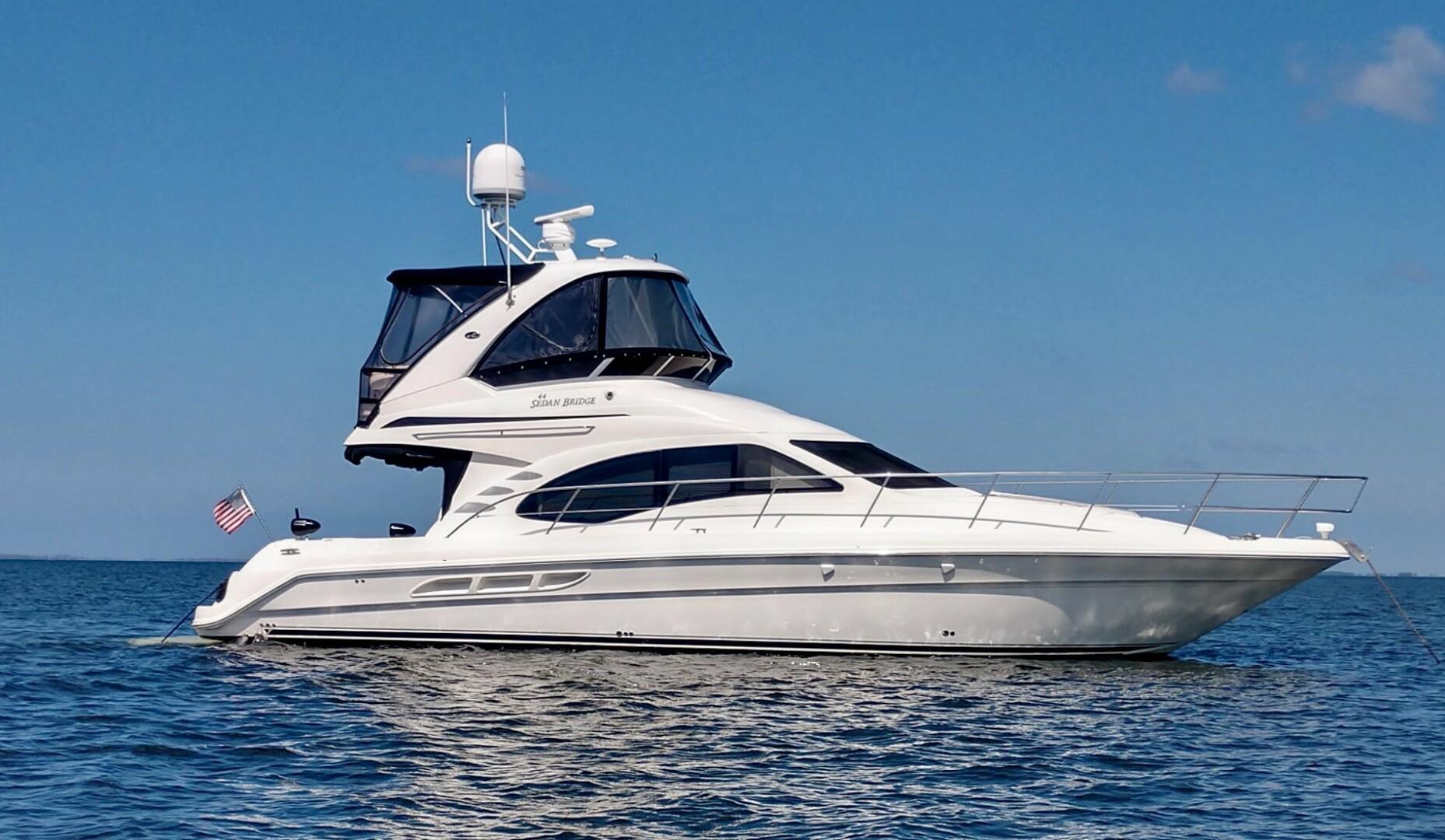 Sea Ray 44 Sedan Bridge