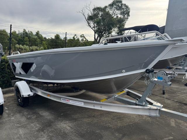 Quintrex 440 Busta