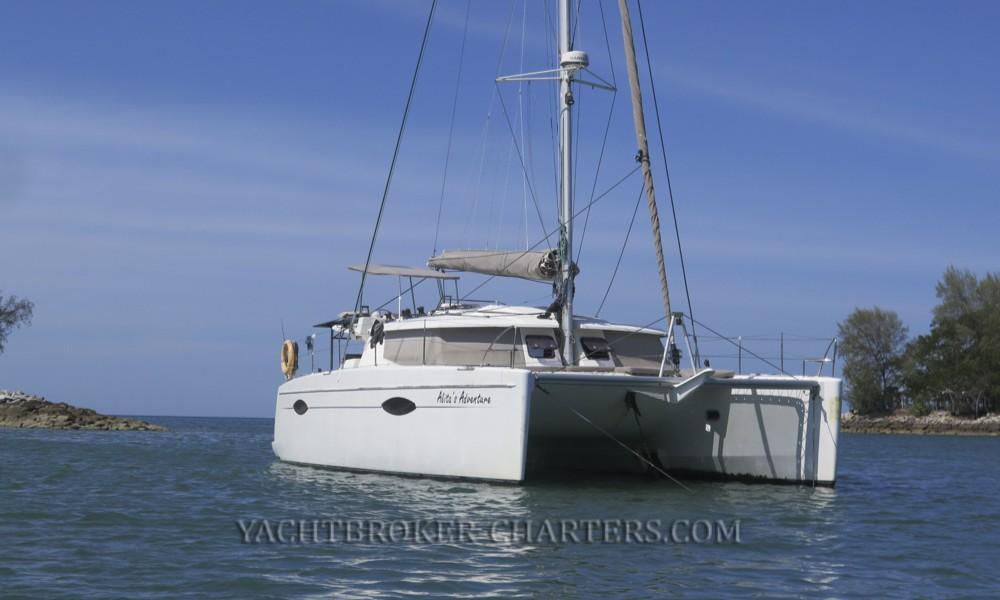 Fountaine Pajot Helia 44