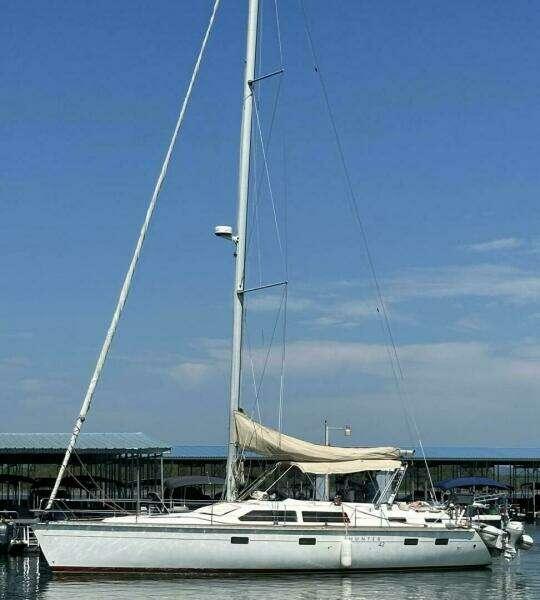 Hunter Passage 42