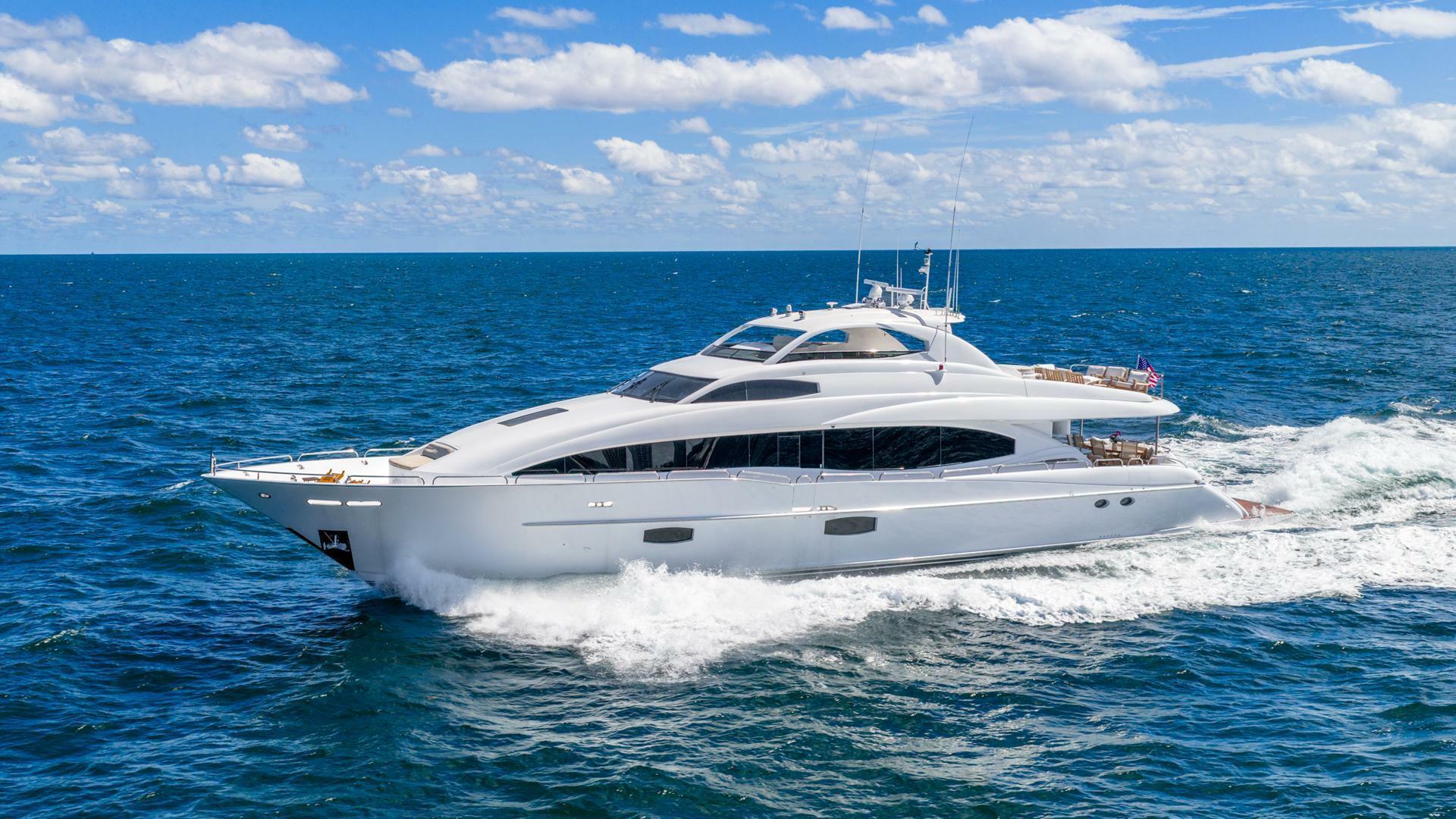 Lazzara 116