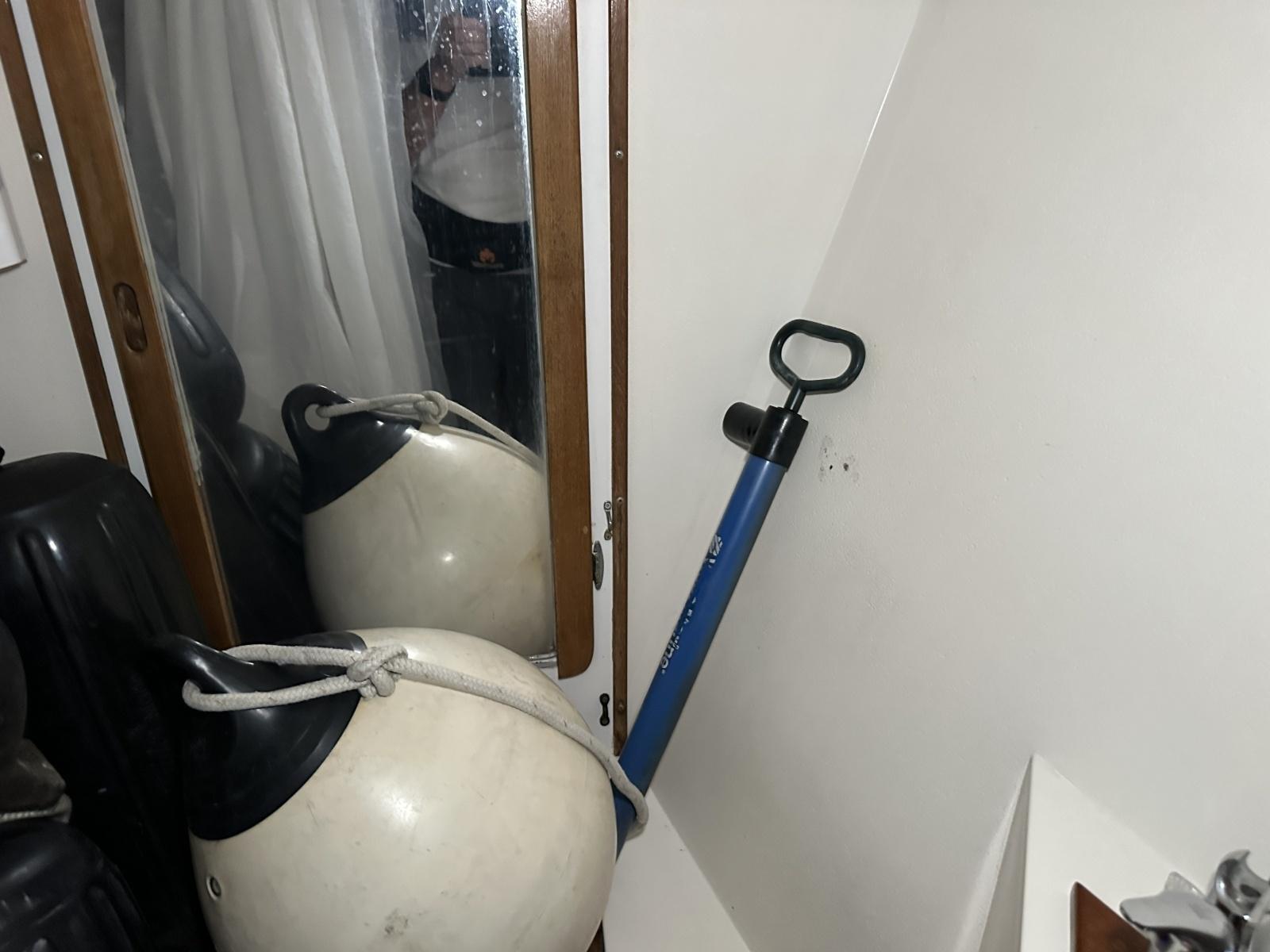 Photo 33