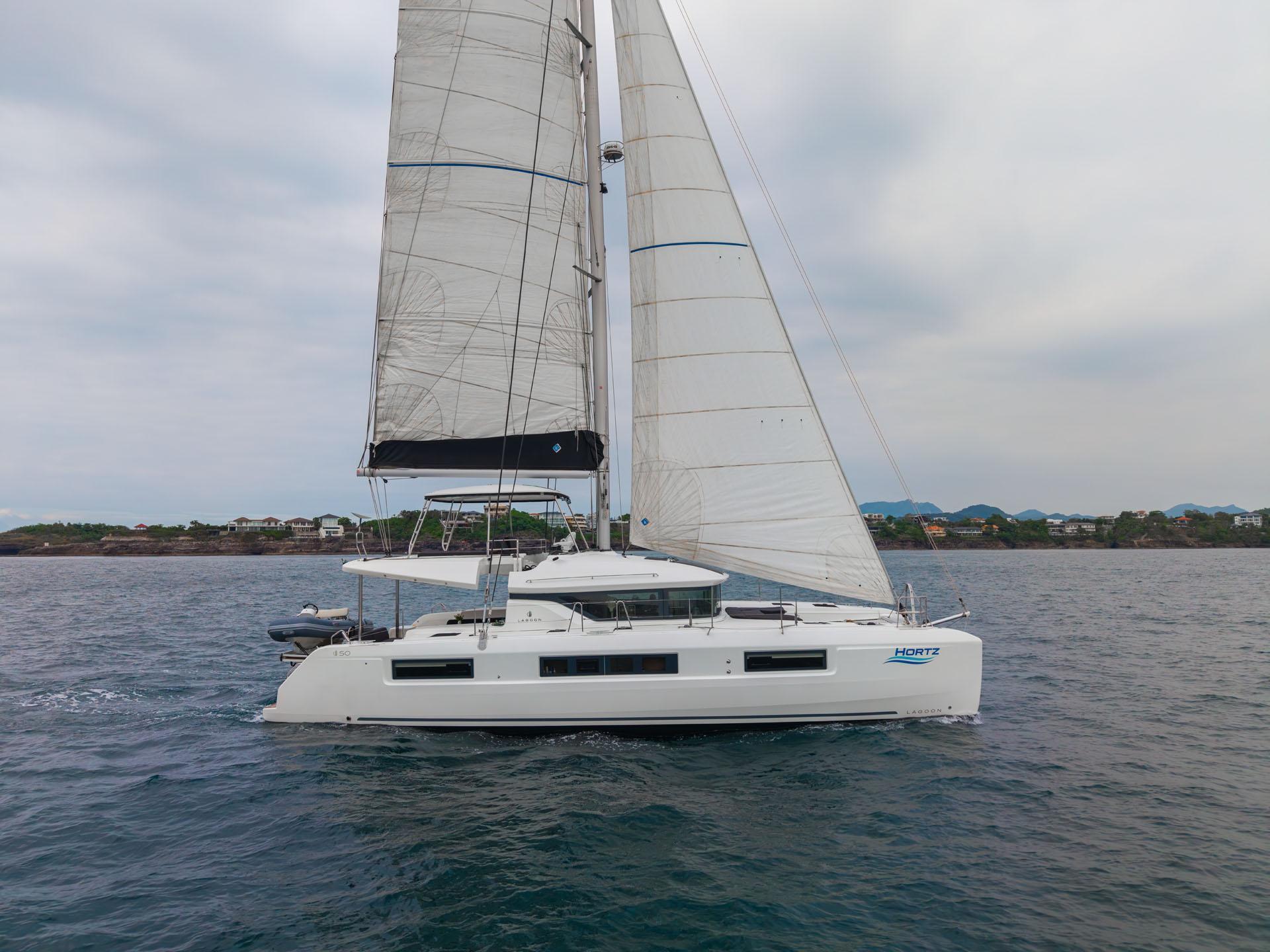 Lagoon 50